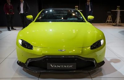 rent aston martin dubai