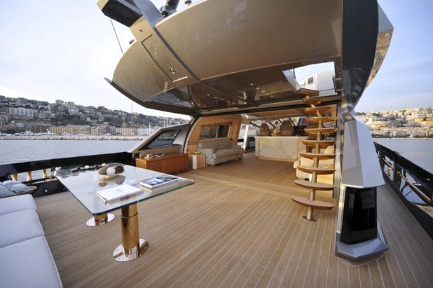 history-supreme-yacht4